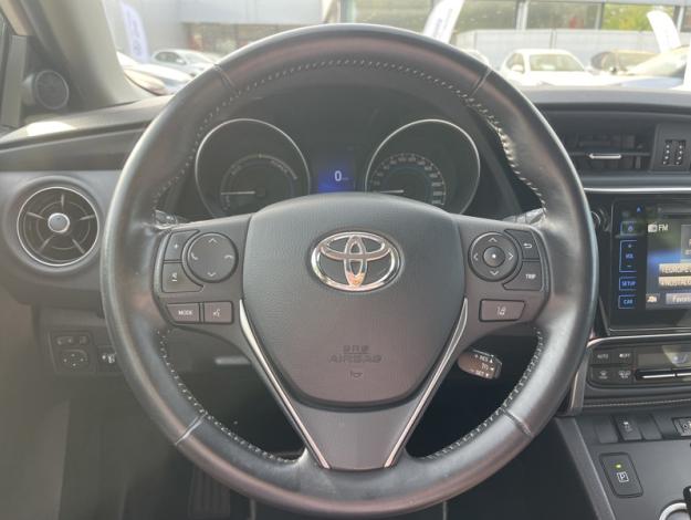 TOYOTA Auris 1.8 HYBRID 136 CVT AUTO DESIGN  1.8 136 ch 