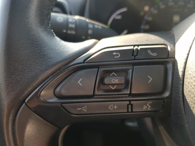 TOYOTA Yaris Cross Hybrid 2WD Trail   