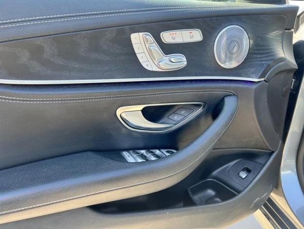 MERCEDES-BENZ E 200 d Berline AMG Line  