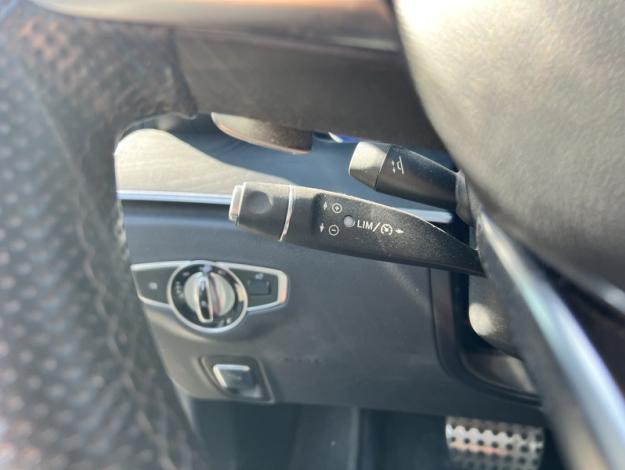 MERCEDES-BENZ E 200 d Berline AMG Line  
