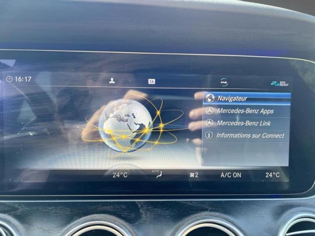 MERCEDES-BENZ E 200 d Berline AMG Line  