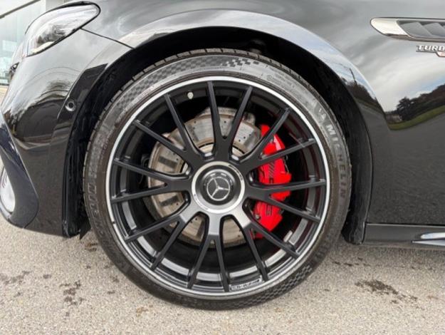 MERCEDES-BENZ E53 AMG Hybrid HyperScreen Pano  