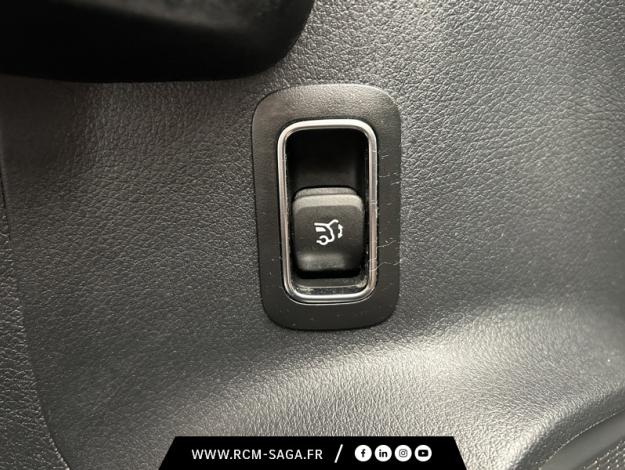 MERCEDES-BENZ GLB 200 d AMG Line  GLB 200 d AMG Line