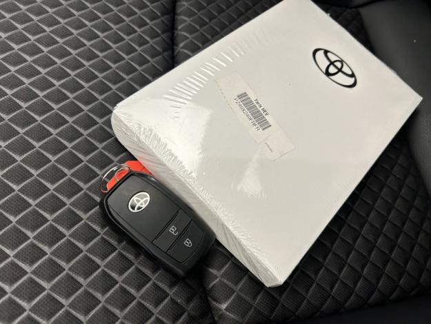 TOYOTA Yaris Hybride 130h Première  