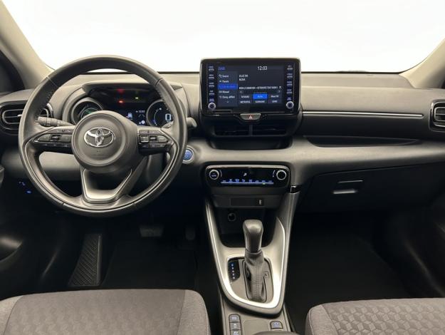 TOYOTA Yaris 116h Design  PACK CONFORT