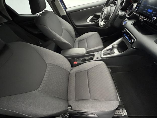 TOYOTA Yaris 116h Design  PACK CONFORT