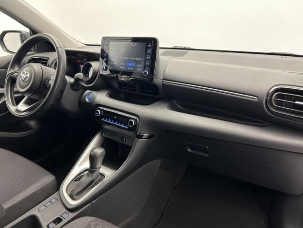TOYOTA Yaris 116h Design  PACK CONFORT
