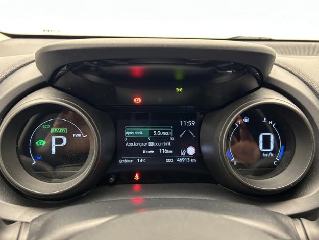 TOYOTA Yaris 116h Design  PACK CONFORT