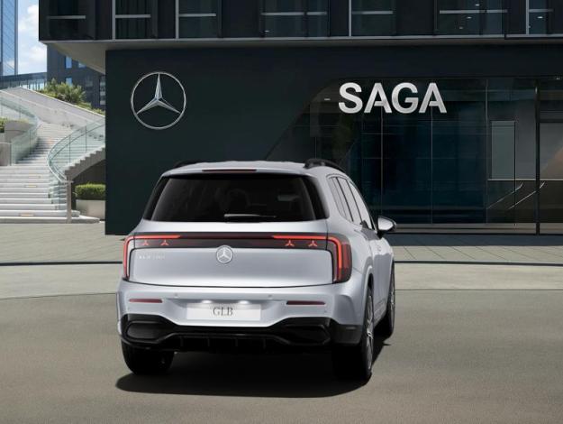 MERCEDES-BENZ GLB 180  GLB 180  140 Years Edition 