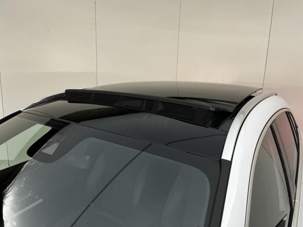 MERCEDES-BENZ GLA 250 e AMG Line  