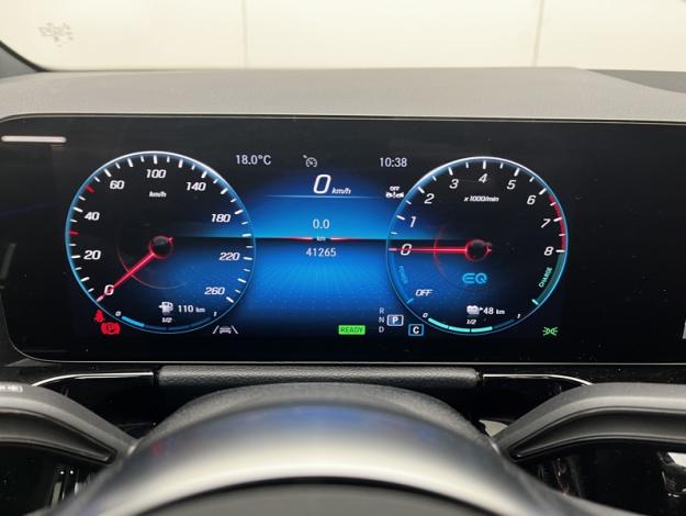 MERCEDES-BENZ GLA 250 e AMG Line  