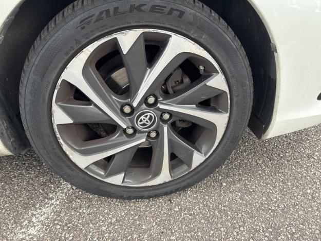 TOYOTA Auris 1.8 HYBRID 136 CVT AUTO TECHNOLINE  1.8 136 ch 