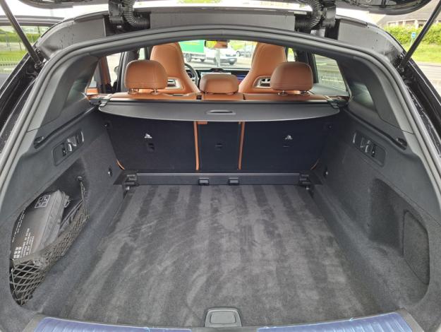 MERCEDES-BENZ GLC SUV GLC 400 4MATIC avec technologie EQ AMG Line  GLC 400 4M avec technologie EQ AMG Line