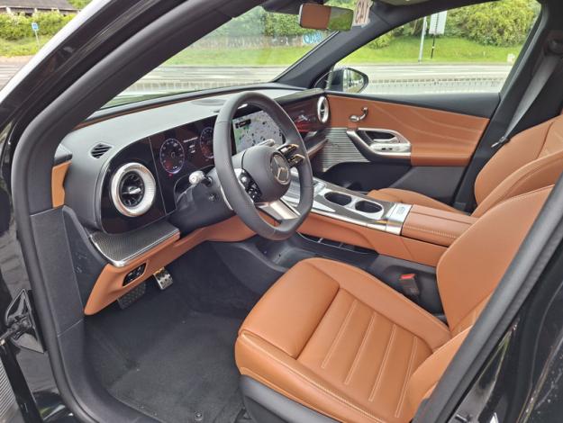 MERCEDES-BENZ GLC SUV GLC 400 4MATIC avec technologie EQ AMG Line  GLC 400 4M avec technologie EQ AMG Line