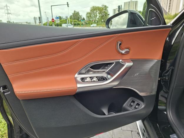 MERCEDES-BENZ GLC SUV GLC 400 4MATIC avec technologie EQ AMG Line  GLC 400 4M avec technologie EQ AMG Line