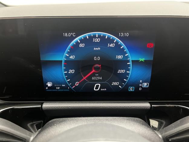 MERCEDES-BENZ GLA 200 Progressive Line  