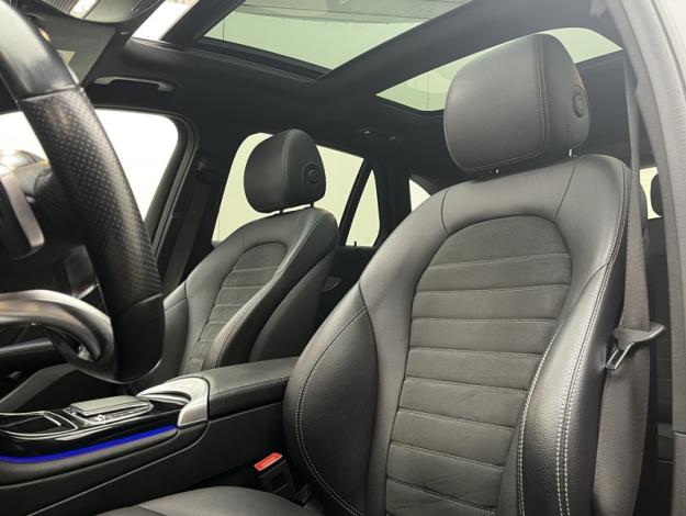 MERCEDES-BENZ GLC SUV GLC 300e 4MATIC SUV AMG Line  