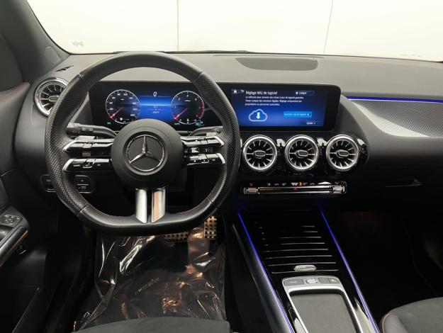 MERCEDES-BENZ GLA 200 d AMG Line  