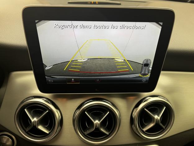 MERCEDES-BENZ GLA 200 Fascination  