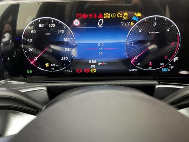 MERCEDES-BENZ GLB 200 d AMG Line  GLB 200 d AMG Line