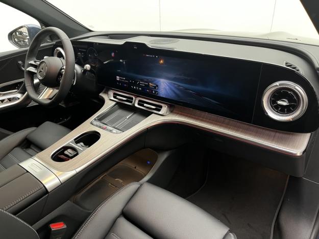 MERCEDES-BENZ GLC SUV GLC 400 4MATIC avec technologie EQ AMG Line  GLC 400 4M avec technologie EQ AMG Line