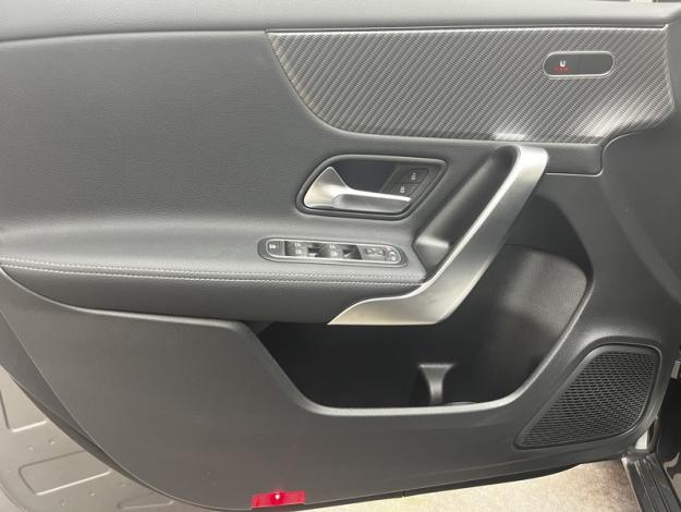 MERCEDES-BENZ Classe A 180 Progressive Line  