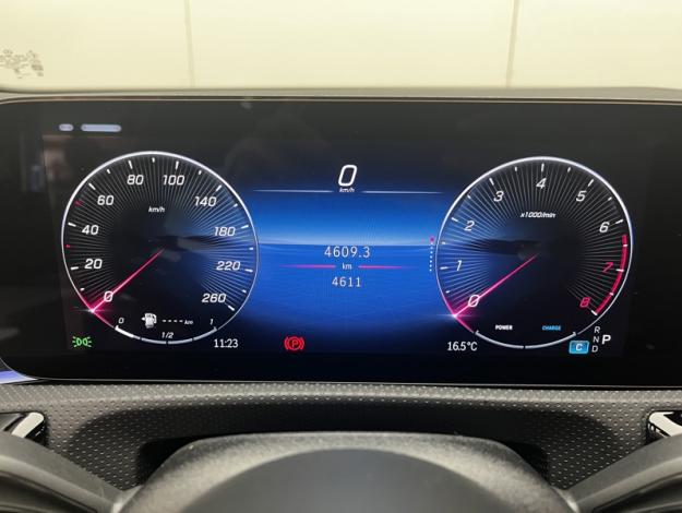 MERCEDES-BENZ Classe A 180 AMG Line  