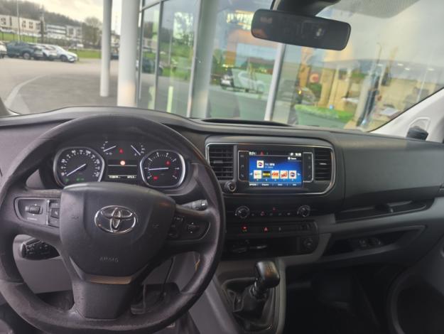 TOYOTA Proace MEDIUM 120 D-4D BUSINESS  2.0 122 ch bm 6 vitesses