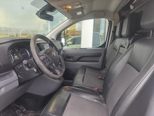 TOYOTA Proace MEDIUM 120 D-4D BUSINESS  2.0 122 ch bm 6 vitesses