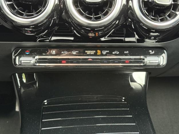 MERCEDES-BENZ Classe A 180 136ch Style Line 7G-DCT  