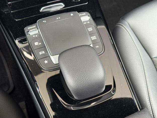 MERCEDES-BENZ Classe A 180 136ch Style Line 7G-DCT  