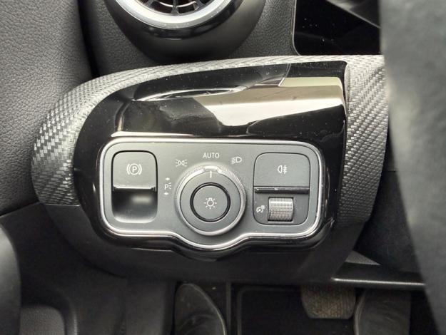 MERCEDES-BENZ Classe A 180 136ch Style Line 7G-DCT  