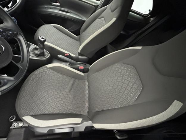 TOYOTA Aygo X 1.0 VVT-i 72 Design  