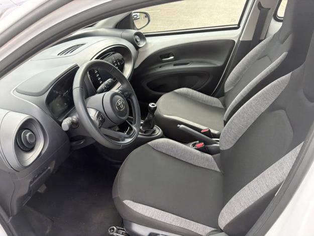 TOYOTA Aygo X 1.0 VVT-i 72 Dynamic   