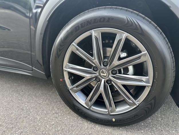 LEXUS LBX 1.5 136H 2WD Elegant PACK TECH MY26  LBX HYBRIDE 2WD ELEGANT PACK TECH MY26