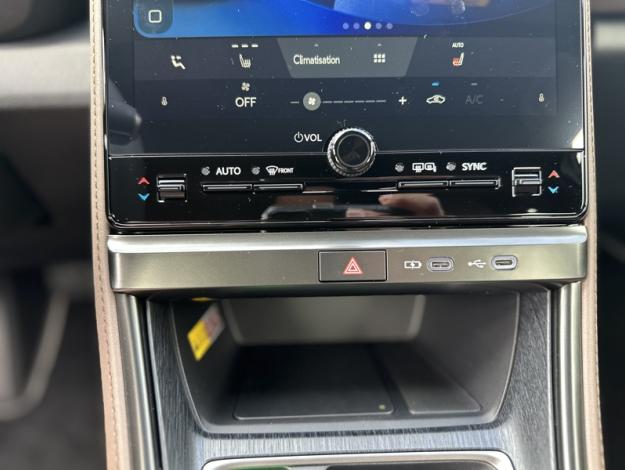 LEXUS LBX 1.5 136H 2WD Elegant PACK TECH MY26  LBX HYBRIDE 2WD ELEGANT PACK TECH MY26