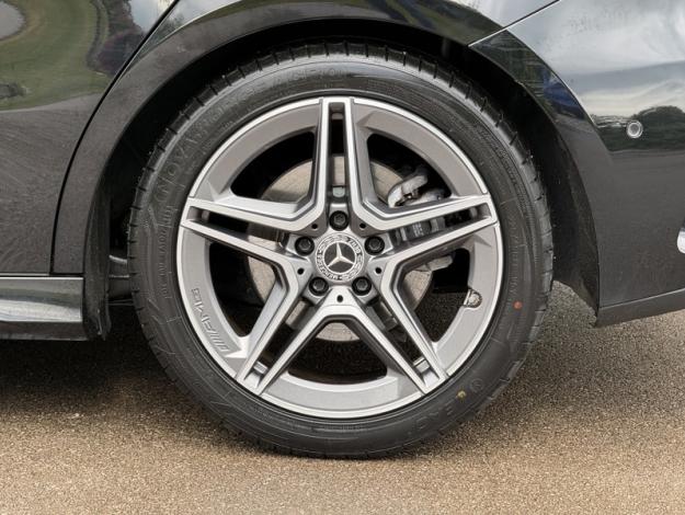 MERCEDES-BENZ Classe A 200 AMG Line  