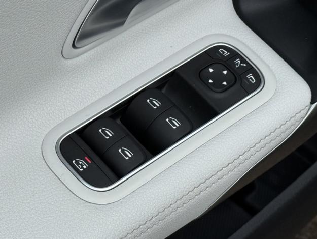 MERCEDES-BENZ Classe A 200 AMG Line  