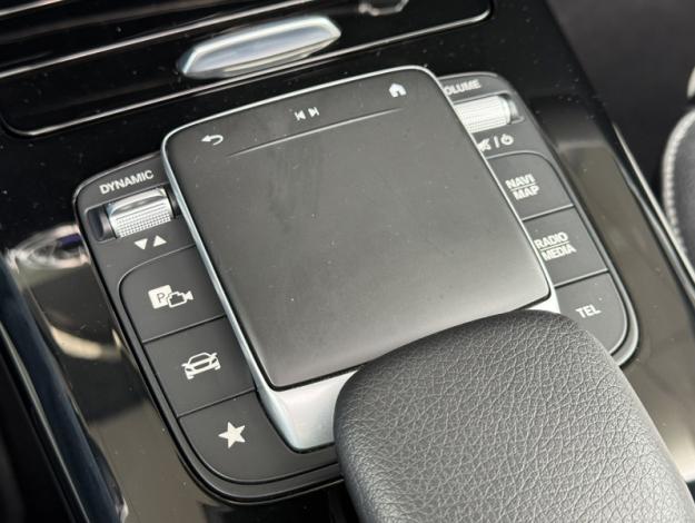 MERCEDES-BENZ Classe A 200 AMG Line  