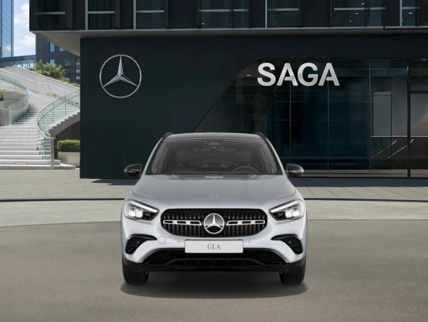 MERCEDES-BENZ GLA 180 Progressive Line  GLA 180 Progressive Line