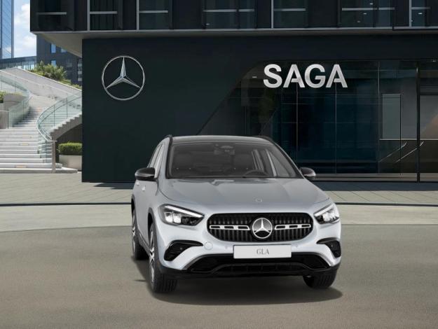 MERCEDES-BENZ GLA 180 Progressive Line  GLA 180 Progressive Line