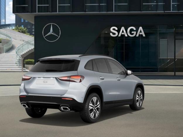 MERCEDES-BENZ GLA 180 Progressive Line  GLA 180 Progressive Line