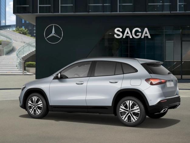 MERCEDES-BENZ GLA 180 Progressive Line  GLA 180 Progressive Line