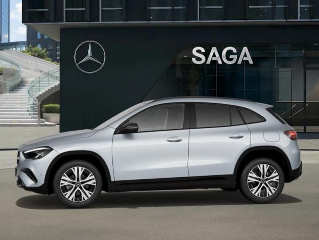 MERCEDES-BENZ GLA 180 Progressive Line  GLA 180 Progressive Line