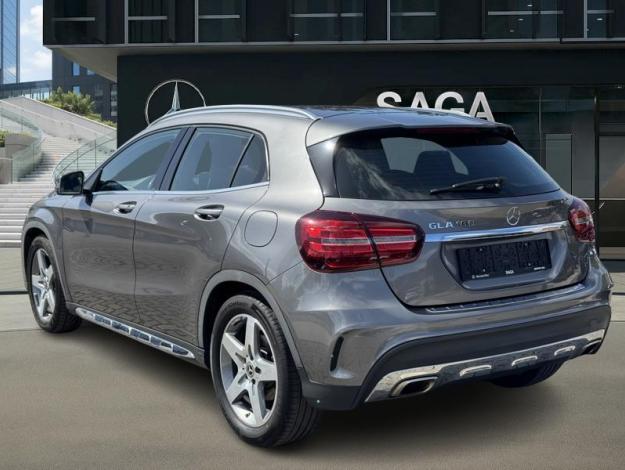 MERCEDES-BENZ GLA 180 Pack AMG  