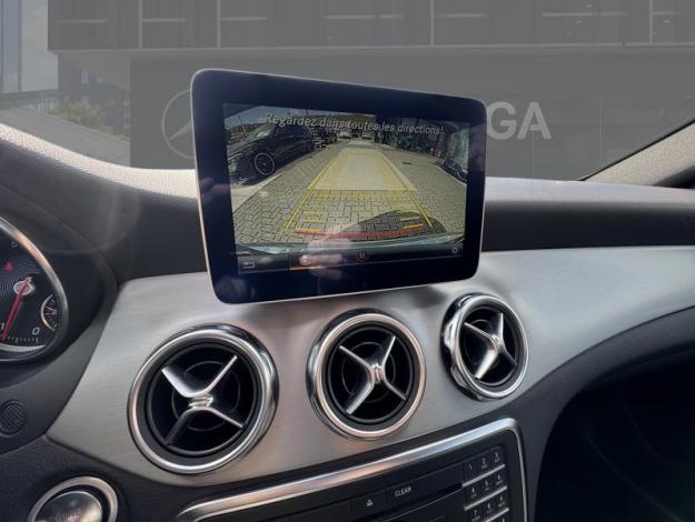 MERCEDES-BENZ GLA 180 Pack AMG  