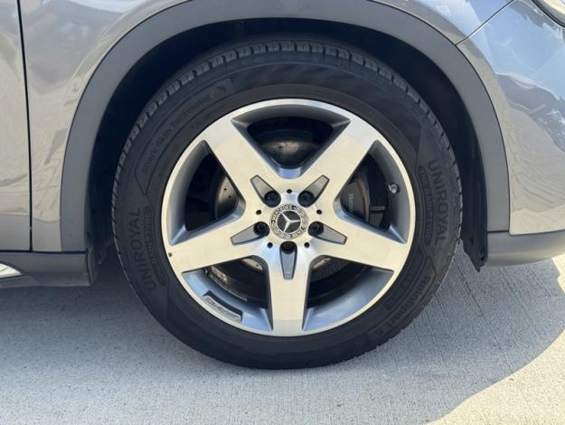 MERCEDES-BENZ GLA 180 Pack AMG  