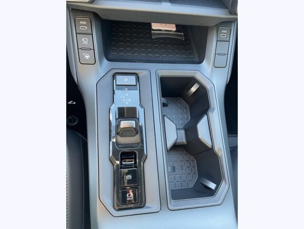 TOYOTA RAV4 Hybride 2WD 185ch Lounge  