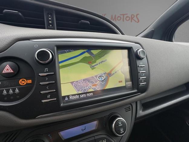 TOYOTA Yaris 100h HYBRID Collection  