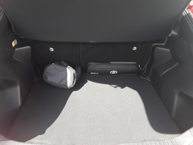 TOYOTA Yaris Cross 1.5 HYBRID 116H DESIGN   